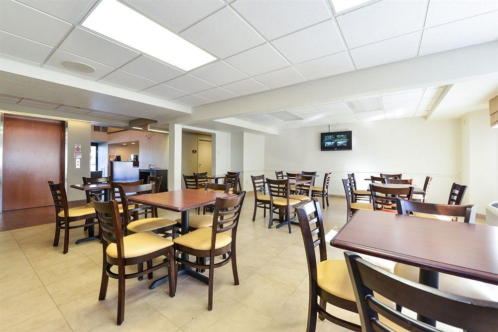 Sleep Inn & Suites Riverfront Ellenton Exterior photo